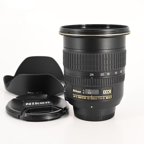 Nikon nikkor 24 mm - mm, f4