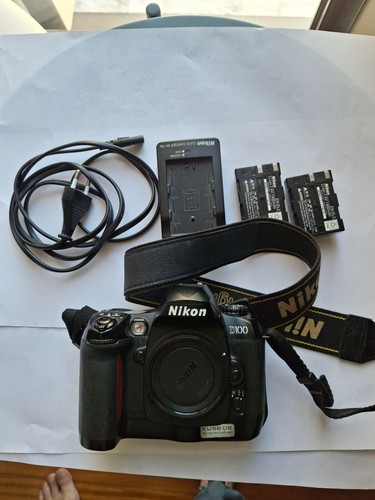 Nikon d100 con dx nikkor - con,