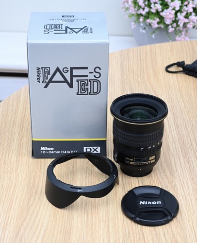 Nikon nikkor 12 - nikon, dx