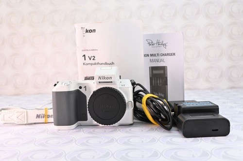 Nikon case bianco 1355 - 1,